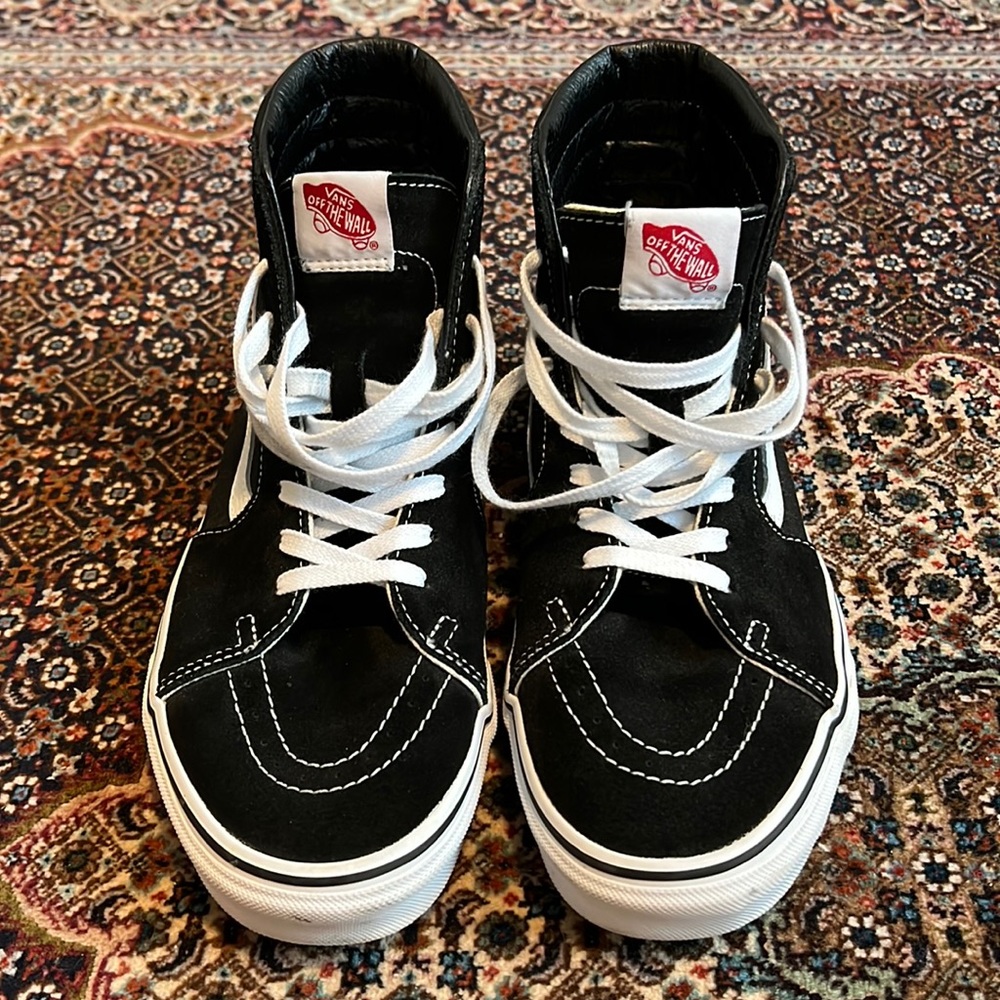 Like new Vans Sk8-Hi canvas shoes!